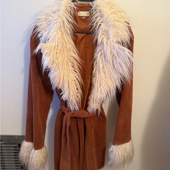 Altar'd State Jackets & Blazers - Altar'd State Tan Teddy Jacket with Cream Faux Fur